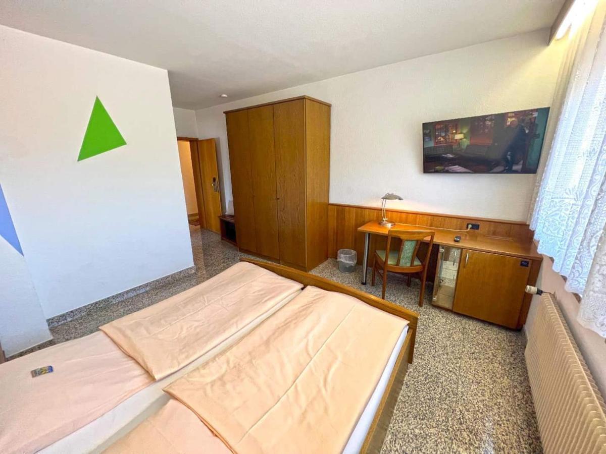 Hotel Und Restaurant Nehrener Hof Εξωτερικό φωτογραφία