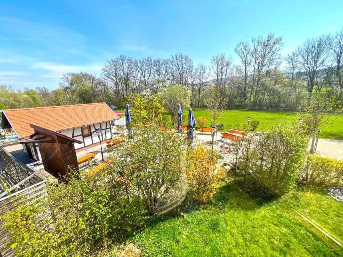 Hotel Und Restaurant Nehrener Hof Εξωτερικό φωτογραφία