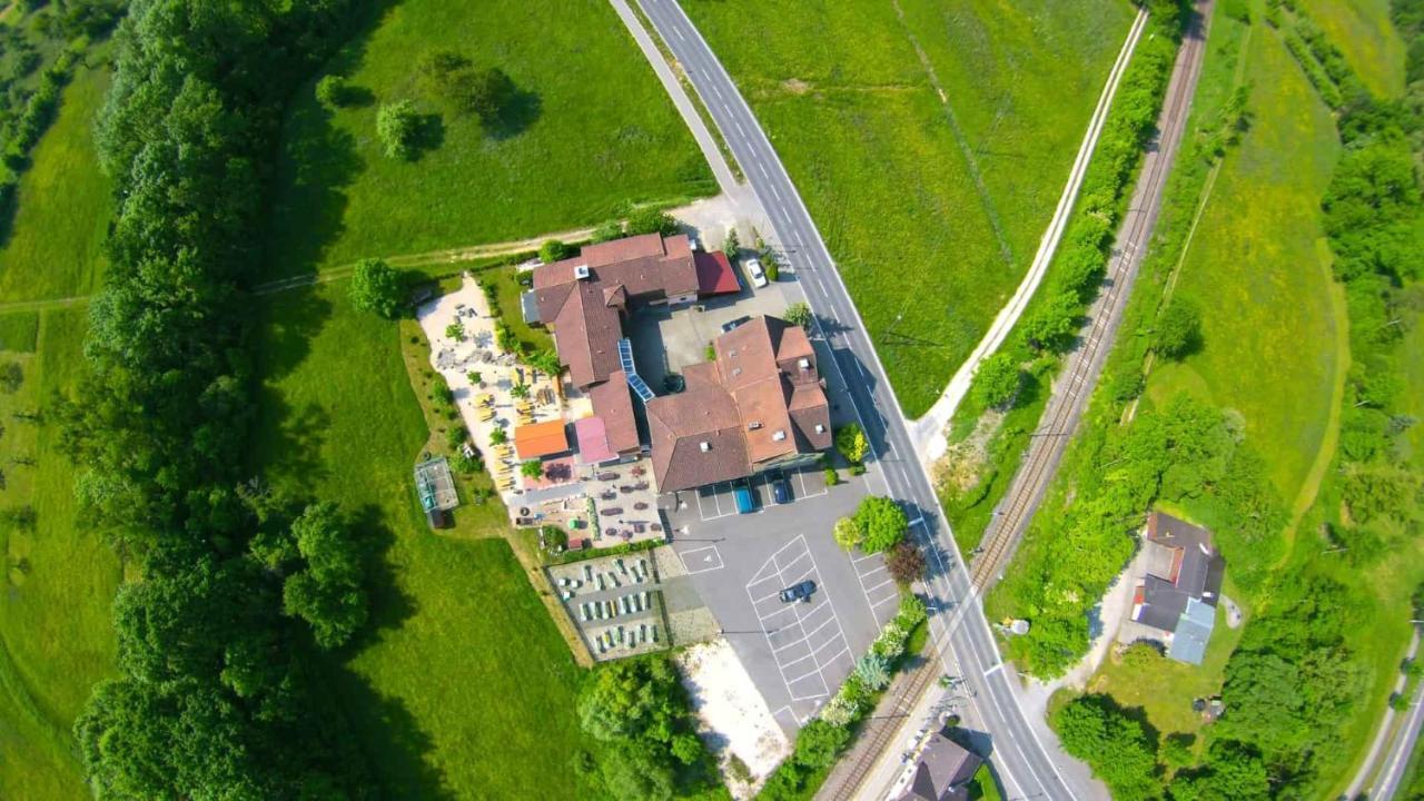 Hotel Und Restaurant Nehrener Hof Εξωτερικό φωτογραφία