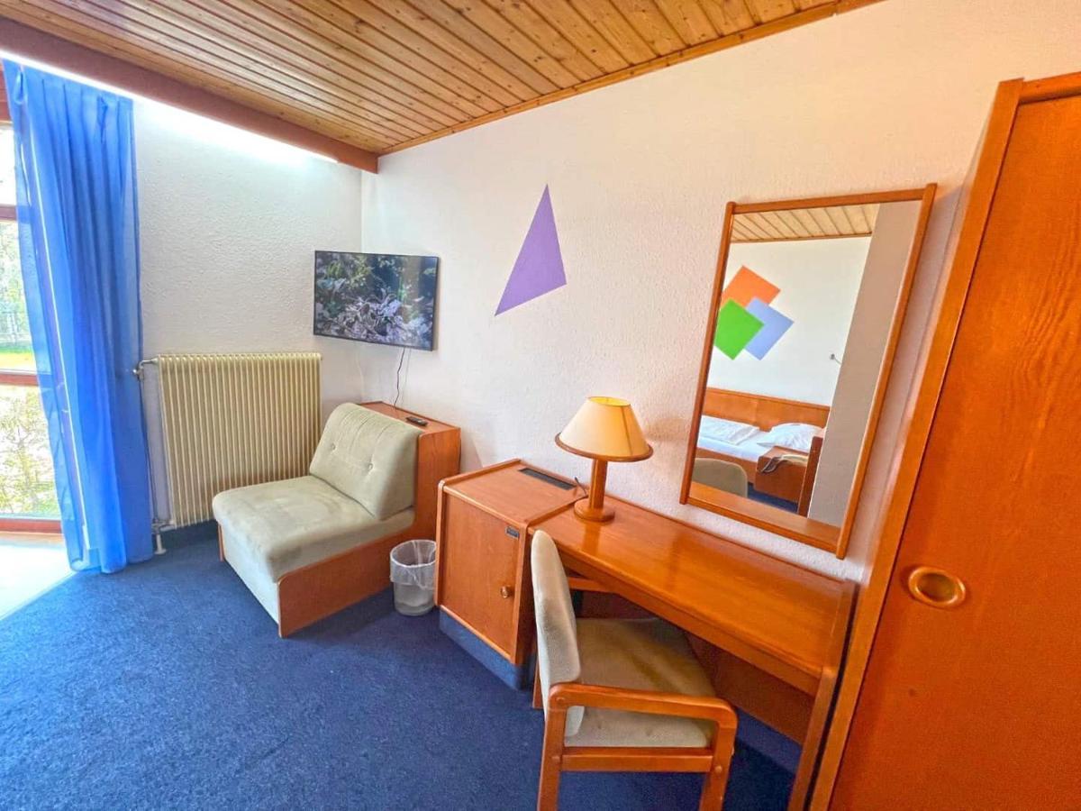 Hotel Und Restaurant Nehrener Hof Εξωτερικό φωτογραφία