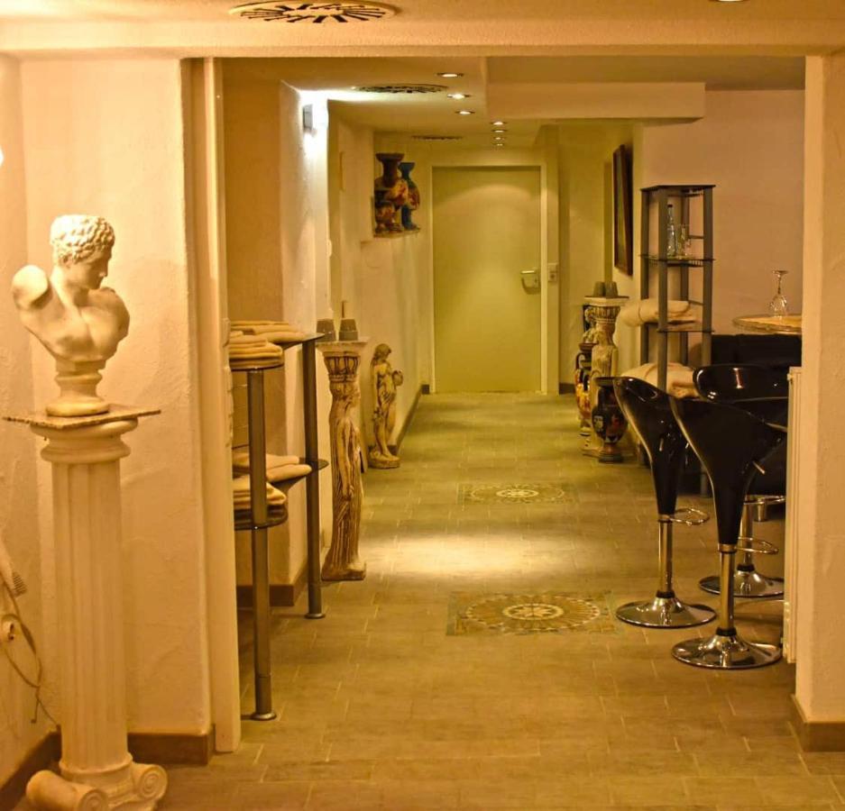 Hotel Und Restaurant Nehrener Hof Εξωτερικό φωτογραφία